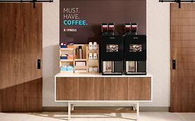 Holiday Inn Express East Peoria - Riverfront By Ihg